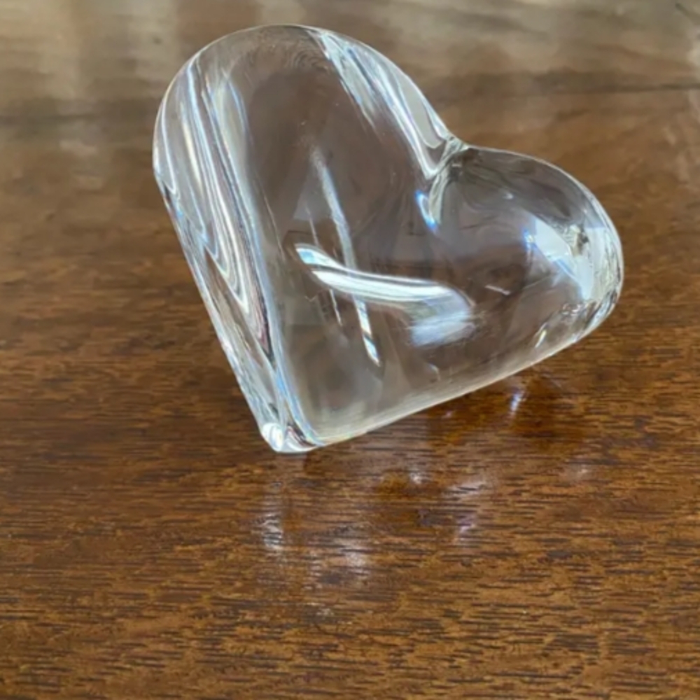 Christofle Crystal Heart Paper Weight - Picture 3 of 7